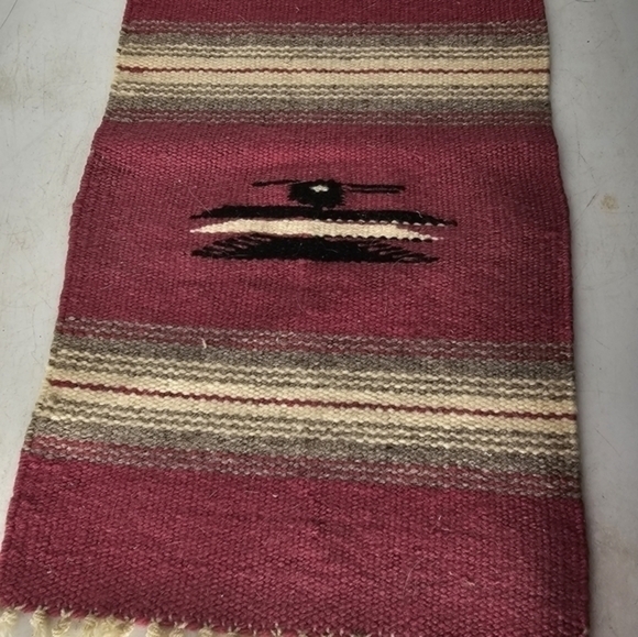 Small native American, (or possibly Mexican), hand woven wall hanging.‎ - Picture 4 of 6